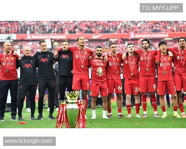 英超大战曼城大胜阿森纳五球狂潮引发转会风波与热议